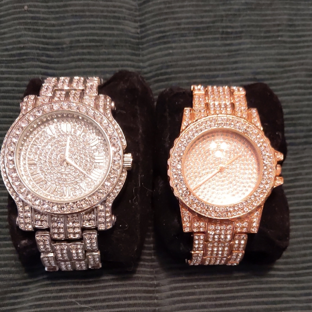 Elegant Silver Men's and Rose Gold Color Women's Watch Set